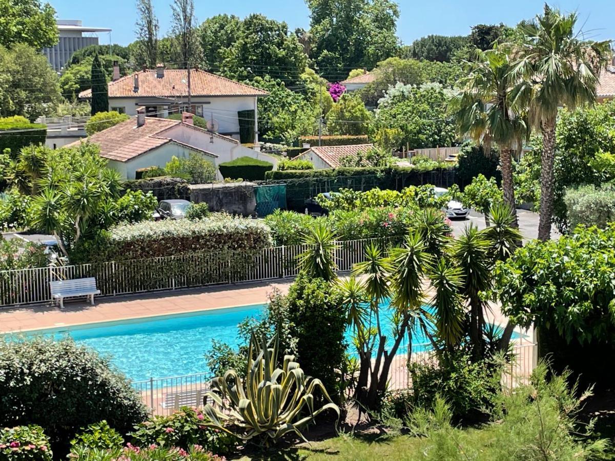 De Standing Climatisé, Avec Piscine, Proche De La * Fréjus